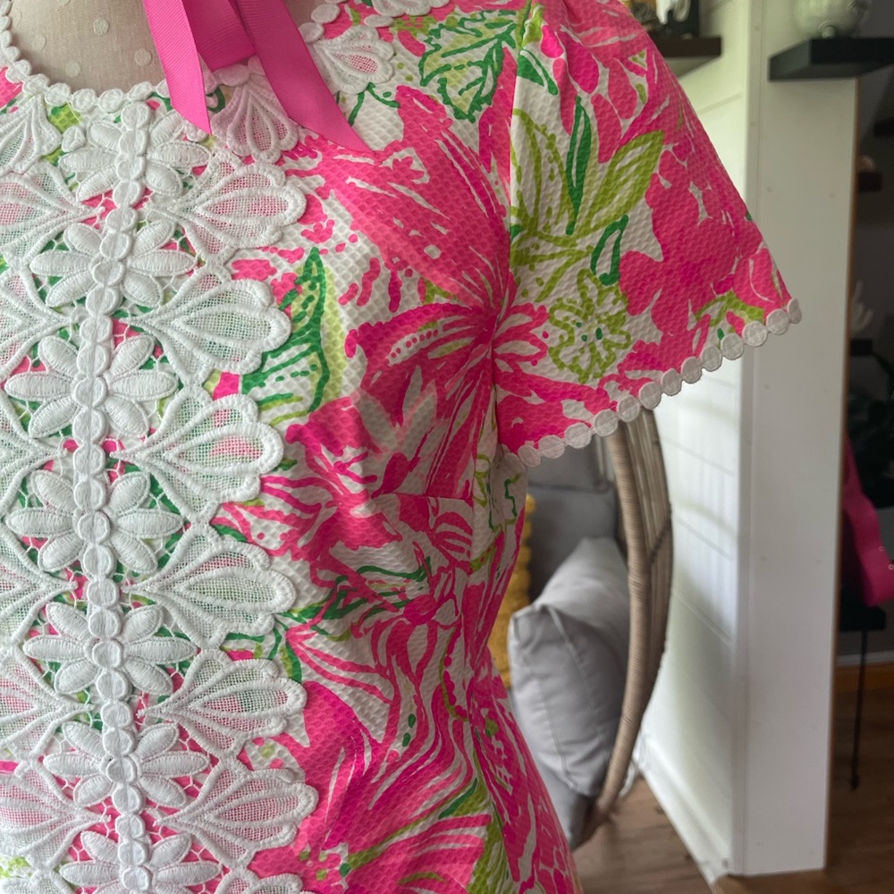 Lilly Pulitzer Maisie stretch dress Pink and Green Lace accent size 6 excellent - Picture 3 of 6